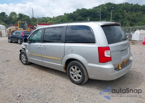 2012 Chrysler Town & Country Touring from USA, damaged, VIN 2C4RC1BG4CR386284